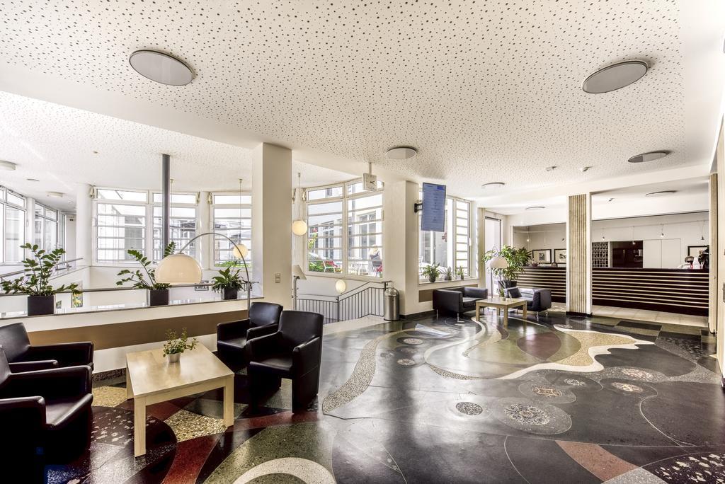 Отель Cjd Bonn Castell Экстерьер фото