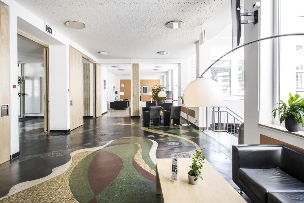 Отель Cjd Bonn Castell Экстерьер фото